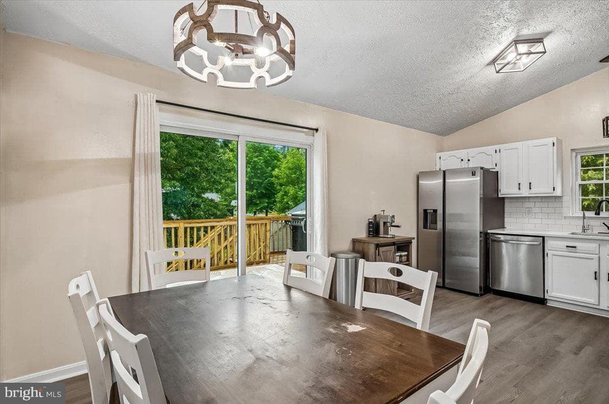 6580 11th Street photo 22