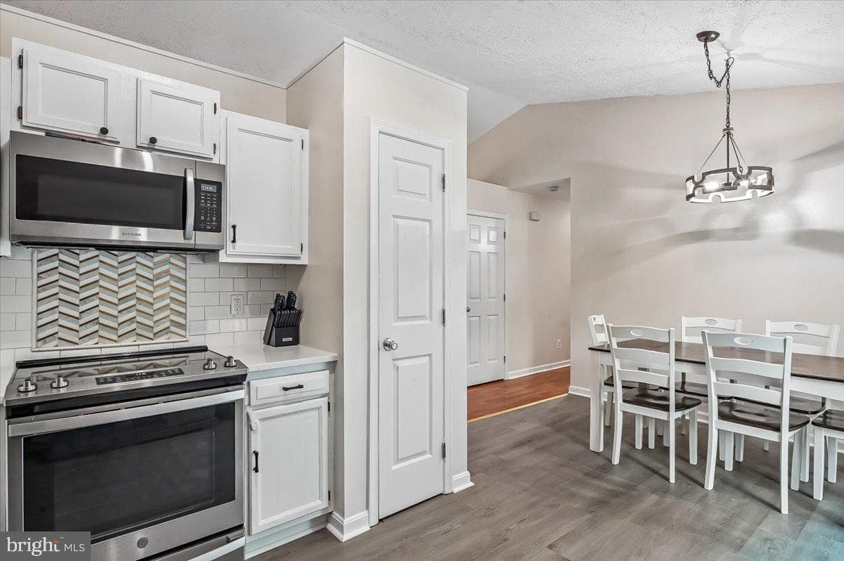 6580 11th Street photo 26