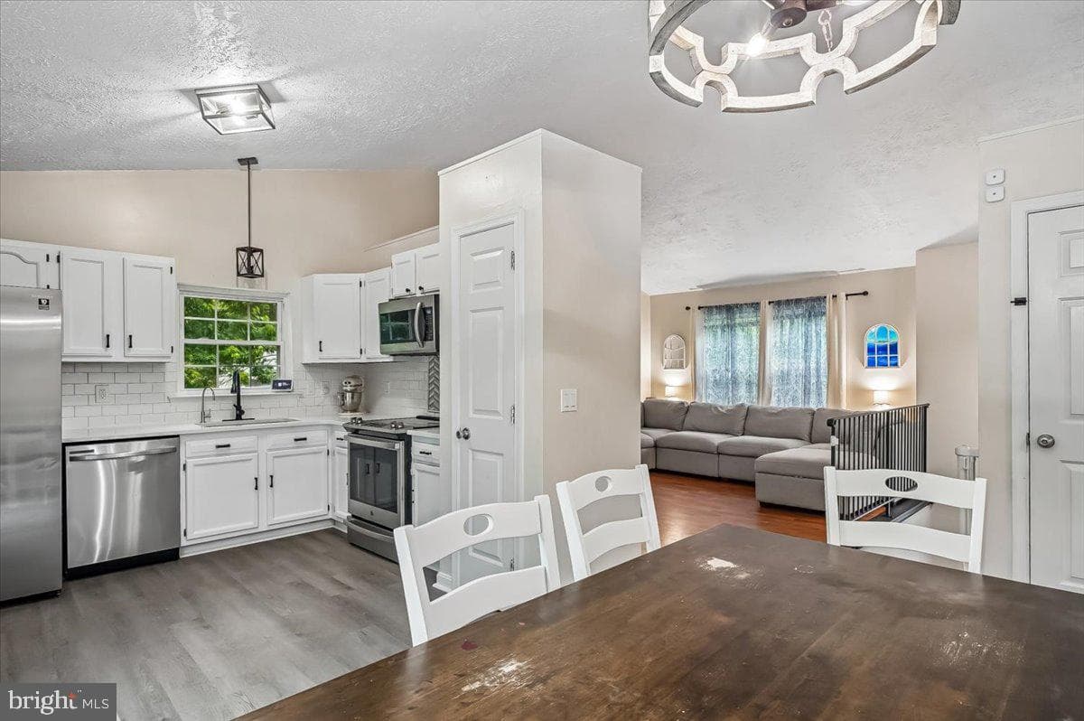 6580 11th Street photo 29