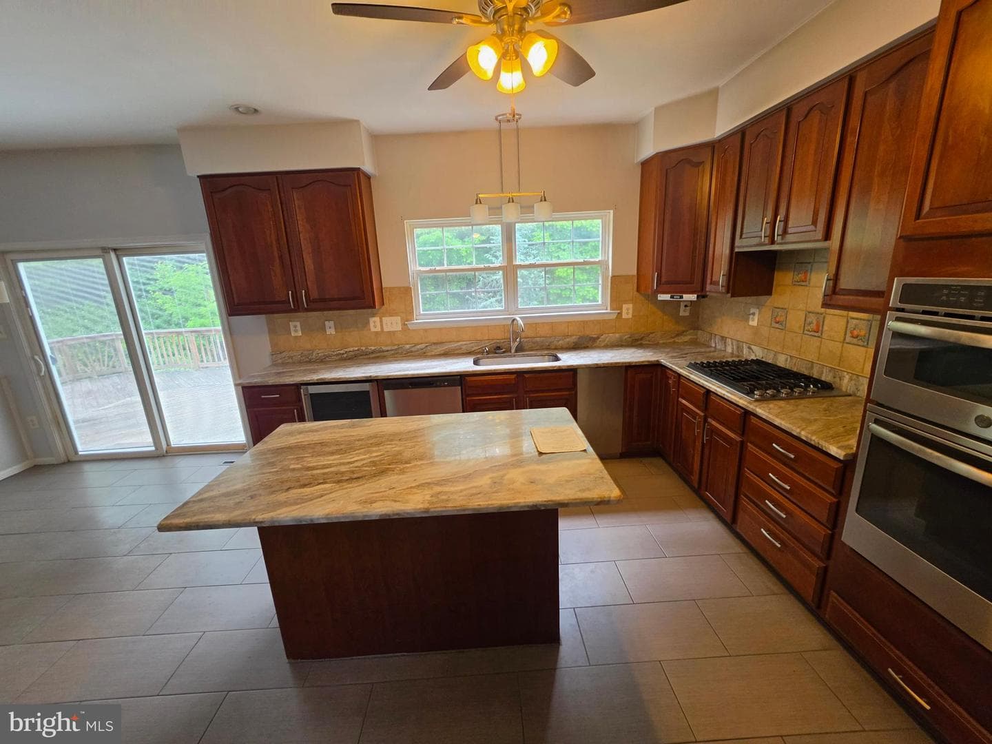 12675 Perrywood Ln photo 10