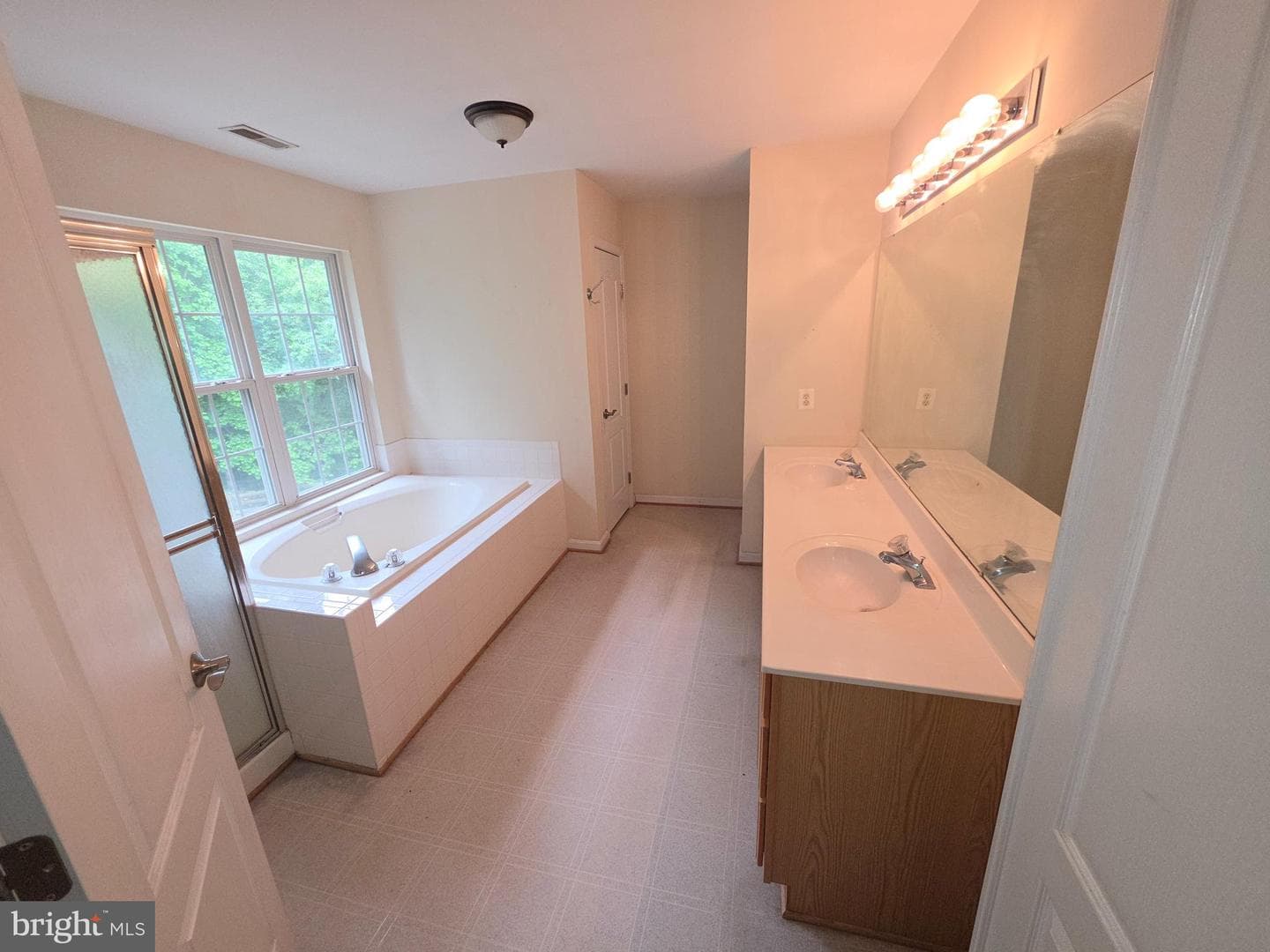 12675 Perrywood Ln photo 31