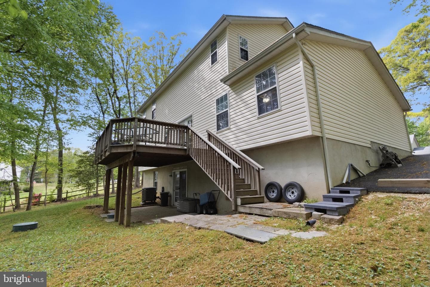 5817 Magnolia Circle photo 17