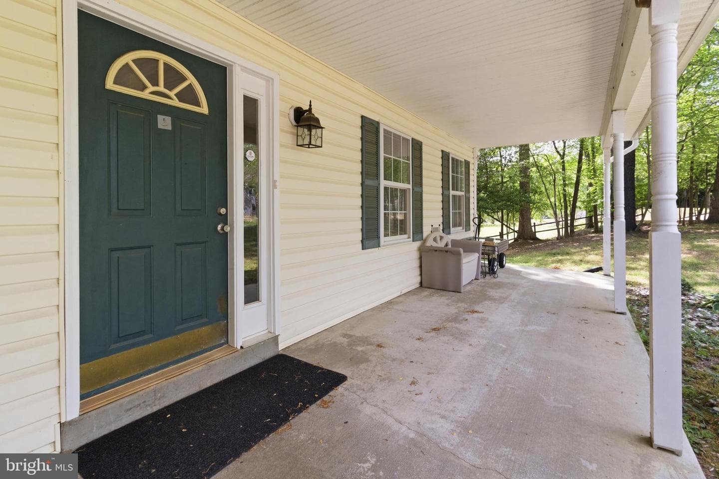 5817 Magnolia Circle photo 3