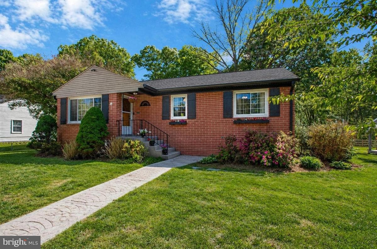 24 Robshire Manor Road photo 3