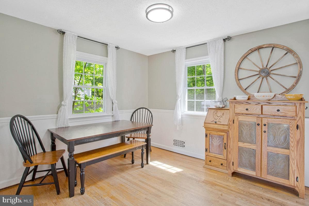 24 Robshire Manor Road photo 9