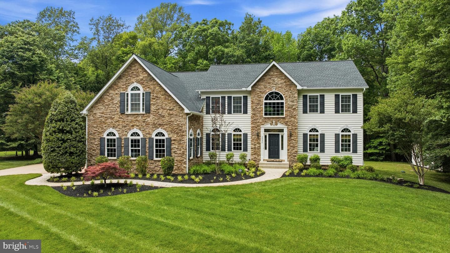 3820 Leafcrest Court, Dunkirk