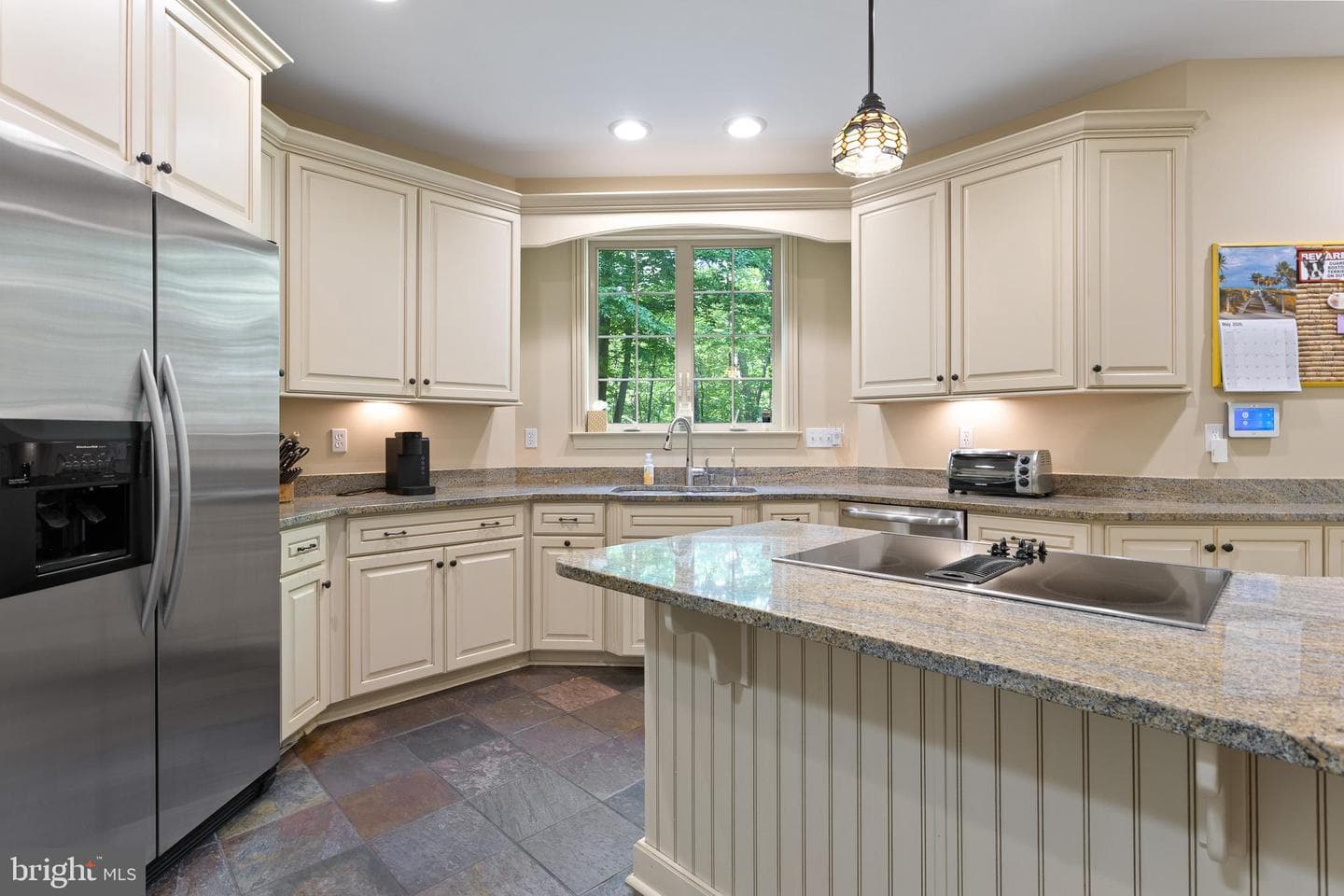 9350 Baker Street photo 15