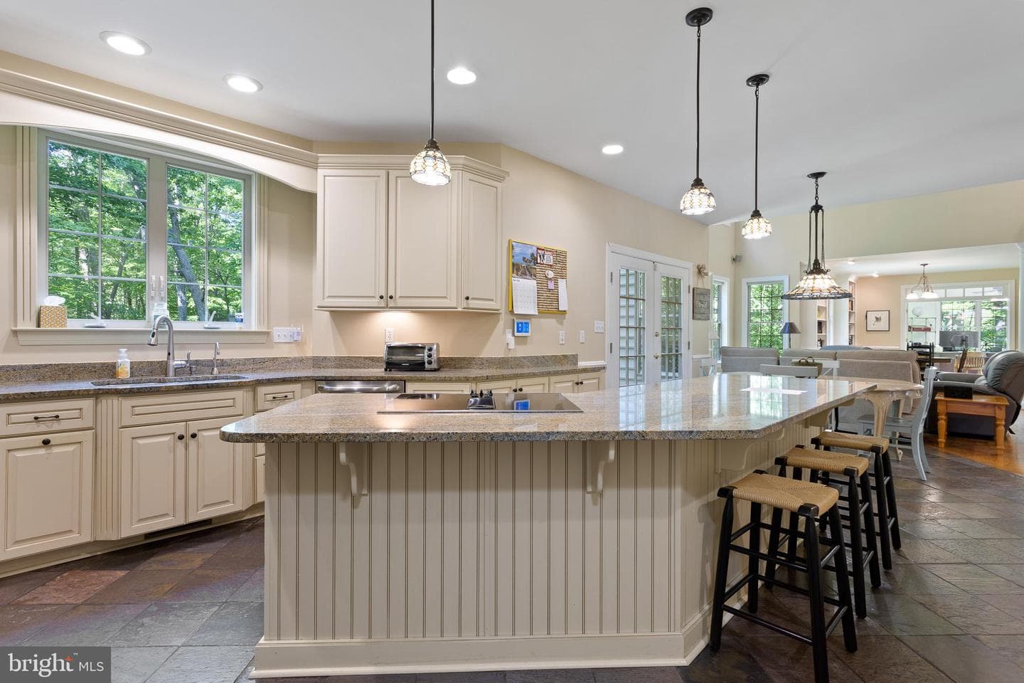 9350 Baker Street photo 24