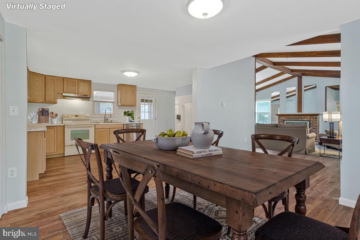 2020 Woods Road photo 12