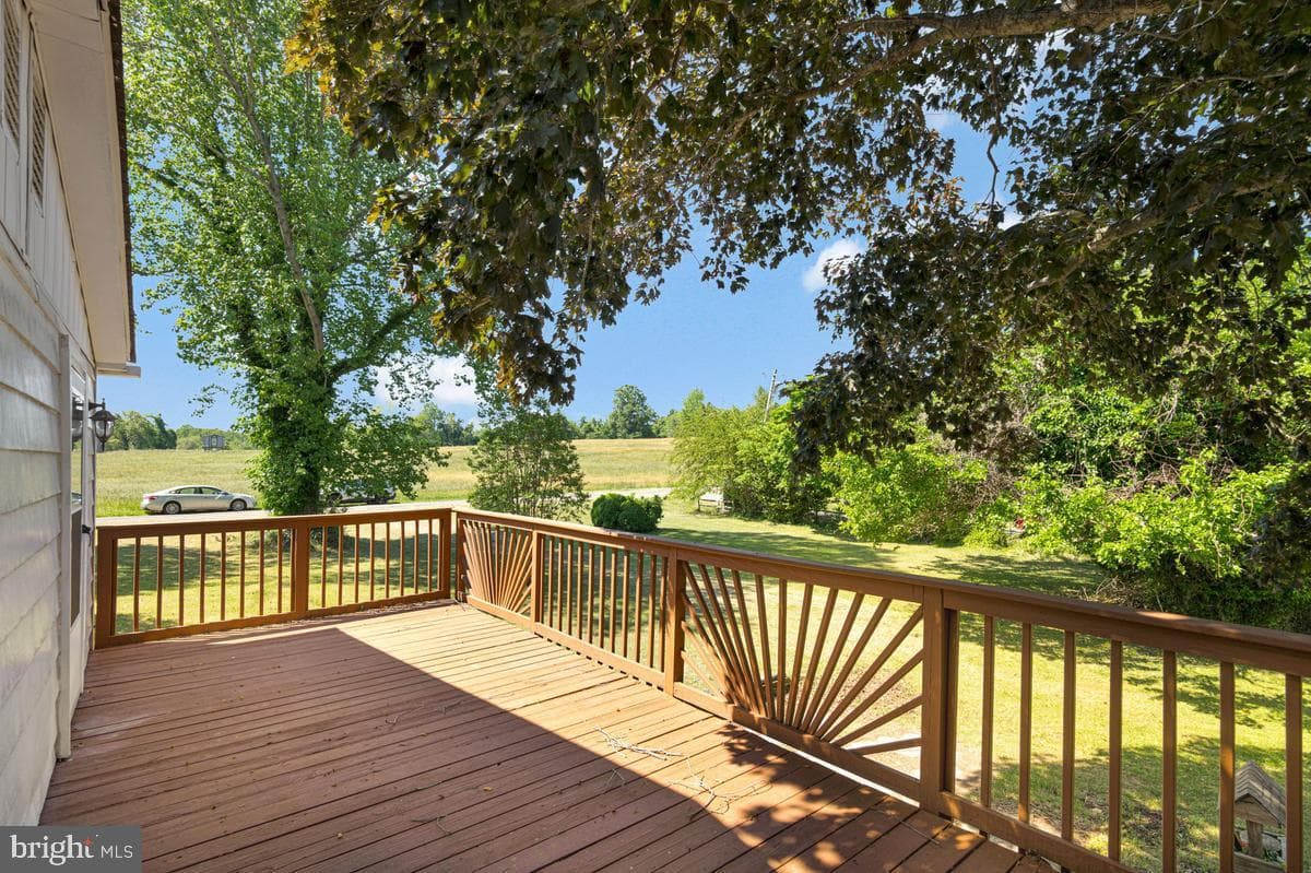 2020 Woods Road photo 32