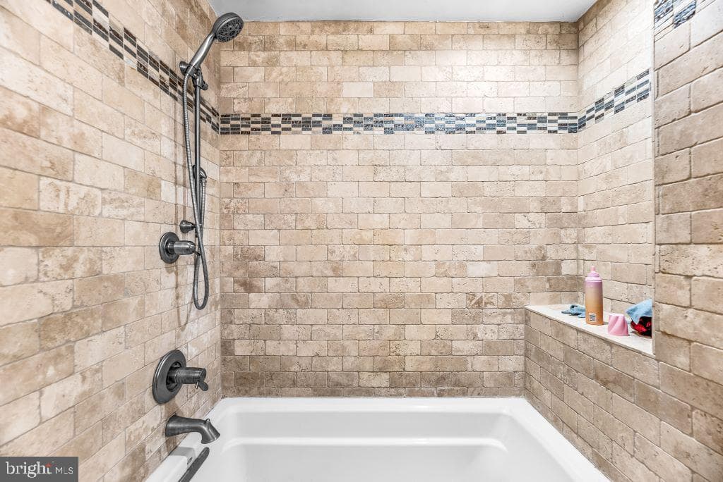 5330 Cove View Drive photo 34