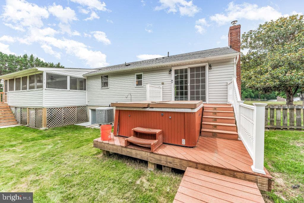5330 Cove View Drive photo 7