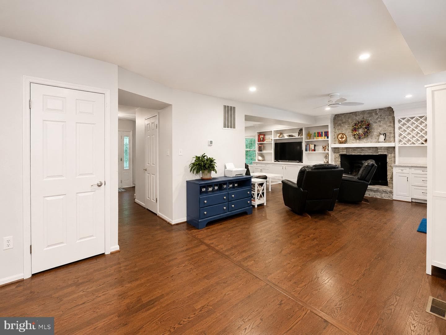 8200 Sycamore Circle photo 11