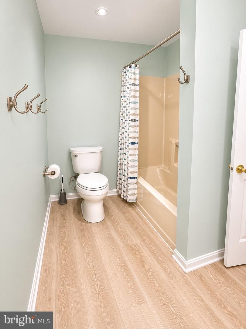 8200 Sycamore Circle photo 36