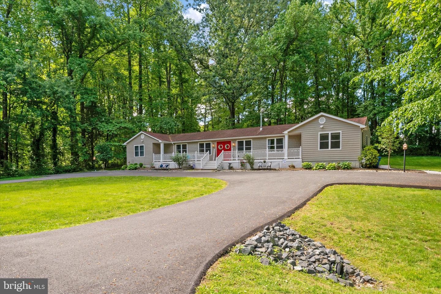 1665 Paris Oaks Road, Owings