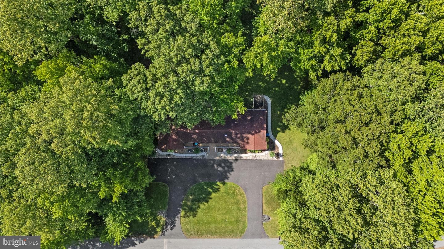 1665 Paris Oaks Road photo 47