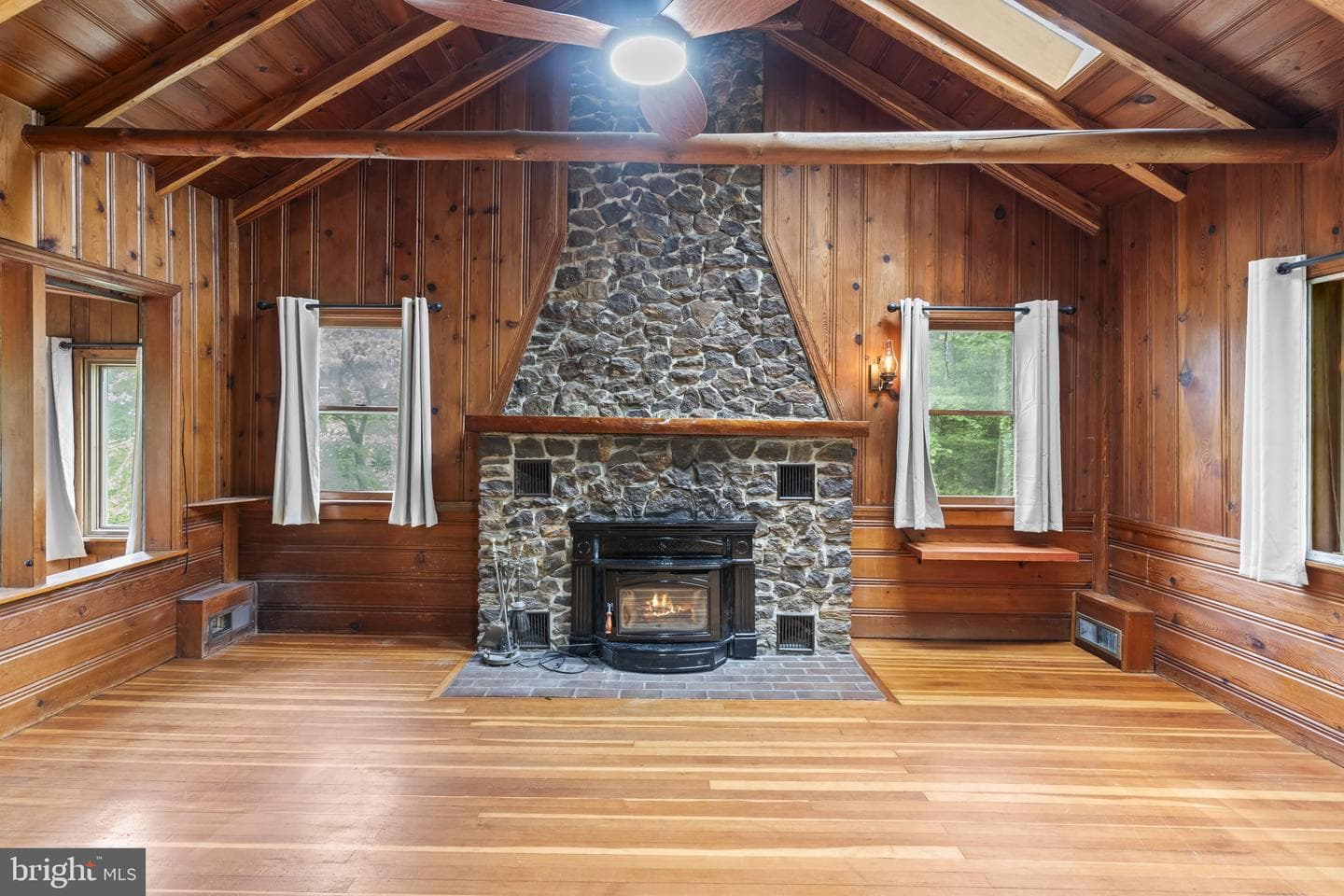 2342 Acacia Road photo 13