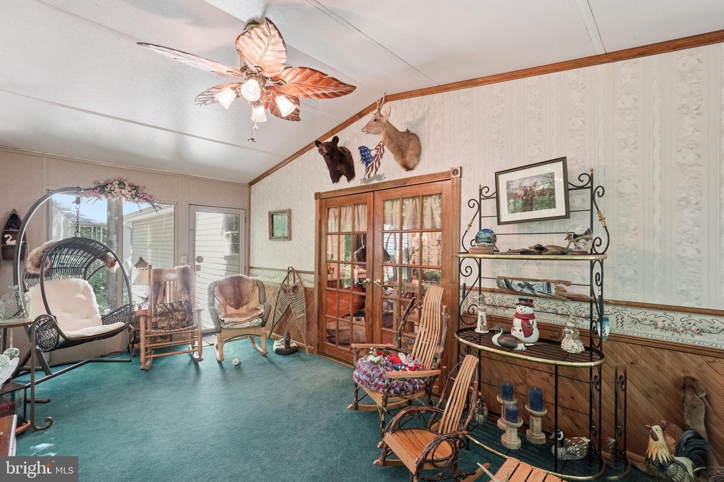 4010 Beach Drive photo 10