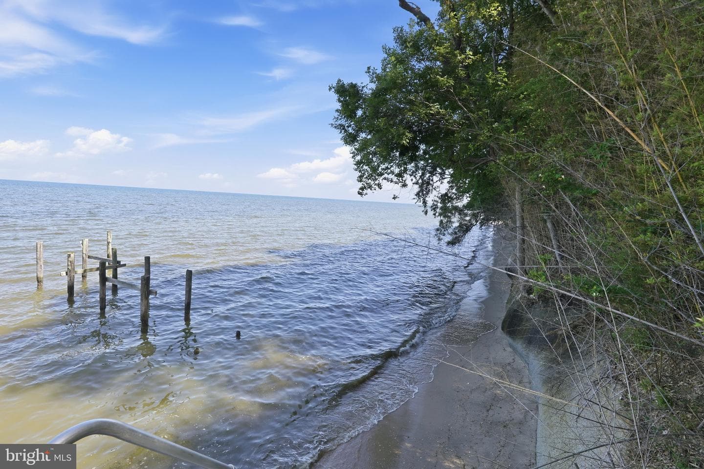 4010 Beach Drive photo 31