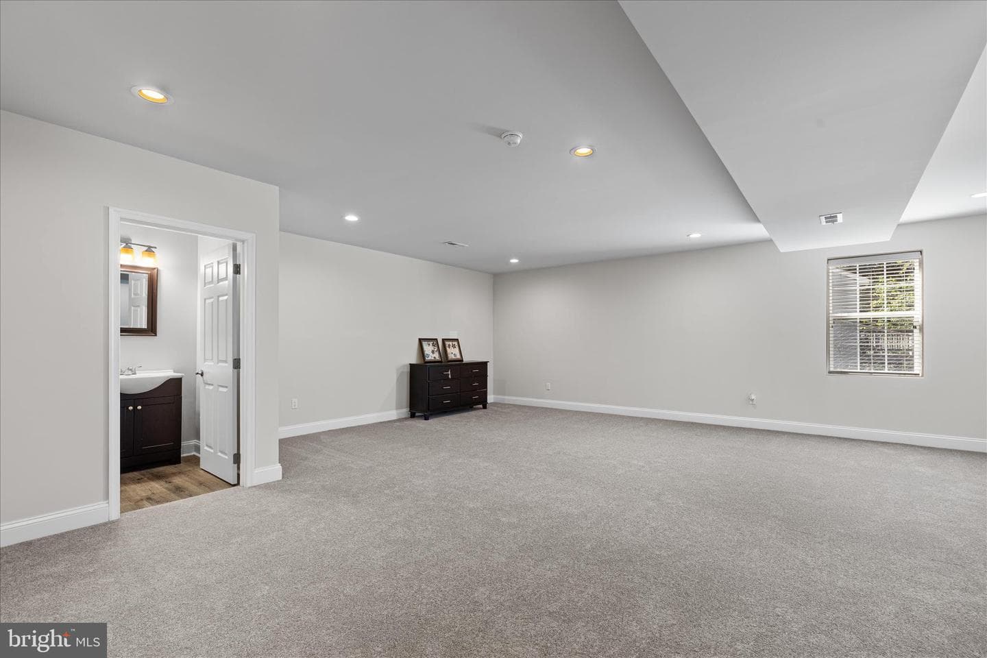 12525 Adobe Circle photo 36