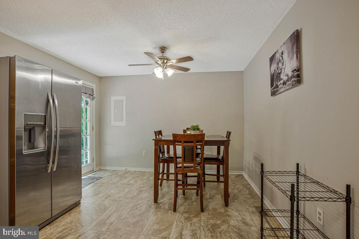 406 Laurel Drive photo 13