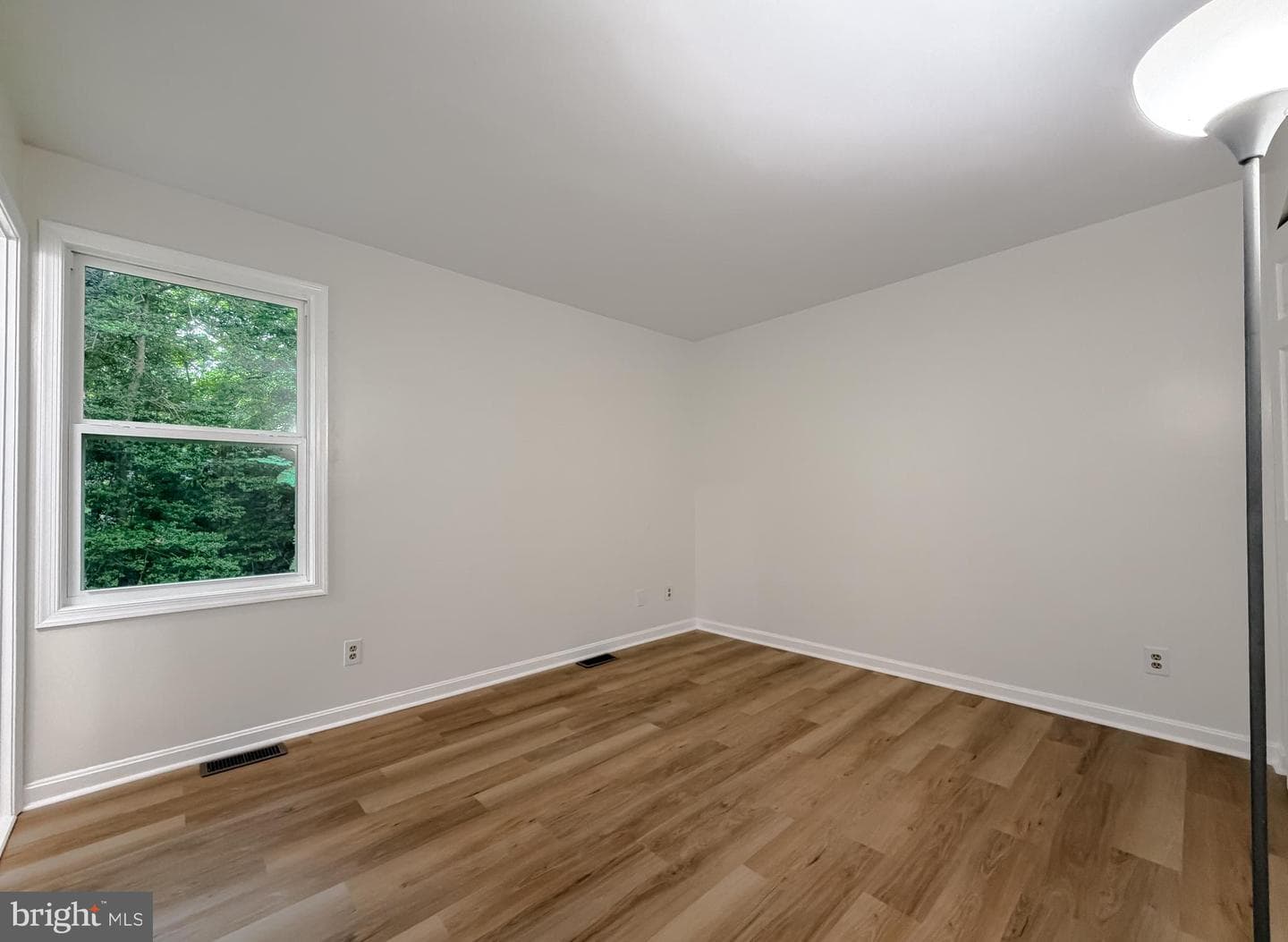 2024 Yew Court photo 15
