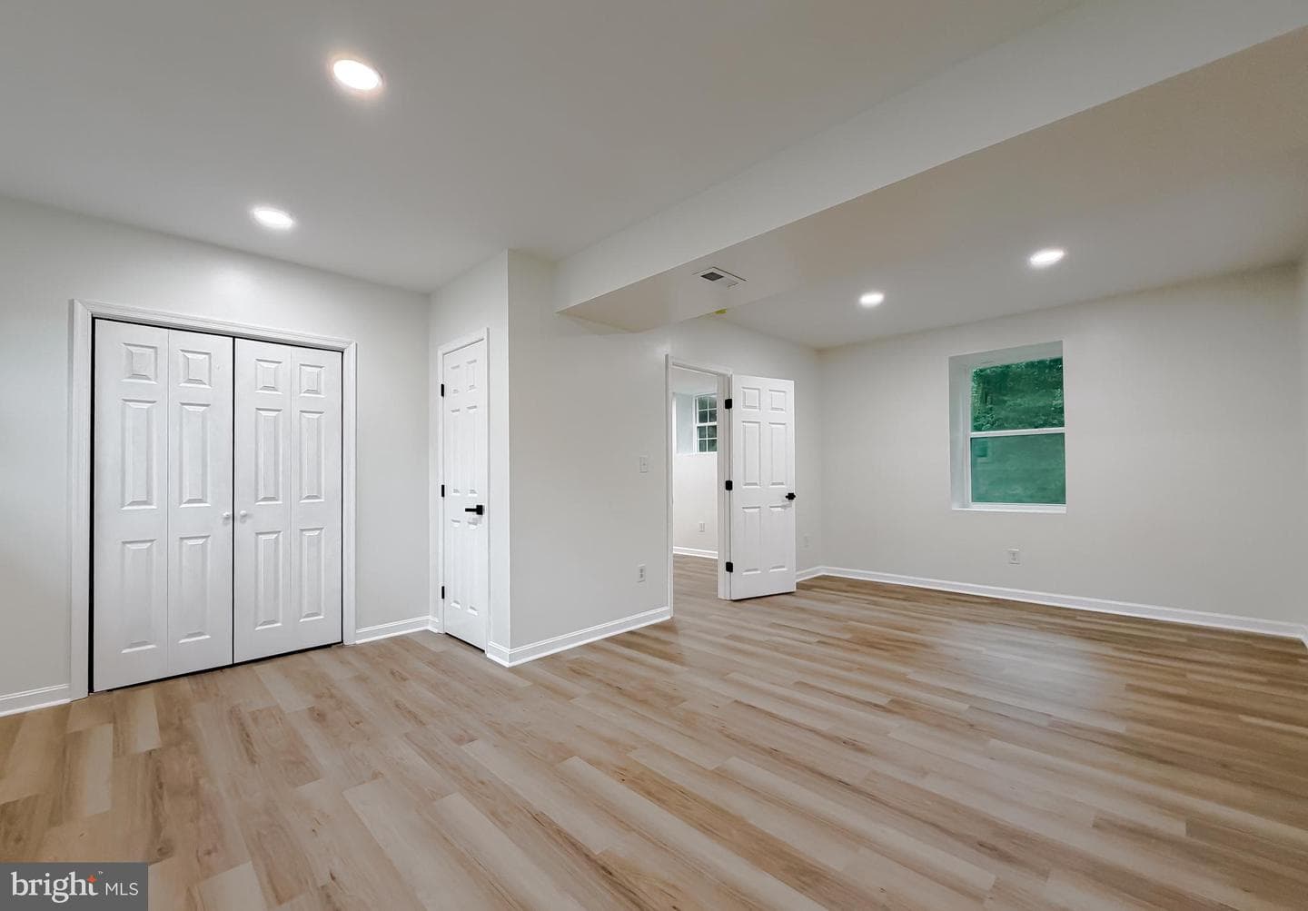2024 Yew Court photo 37