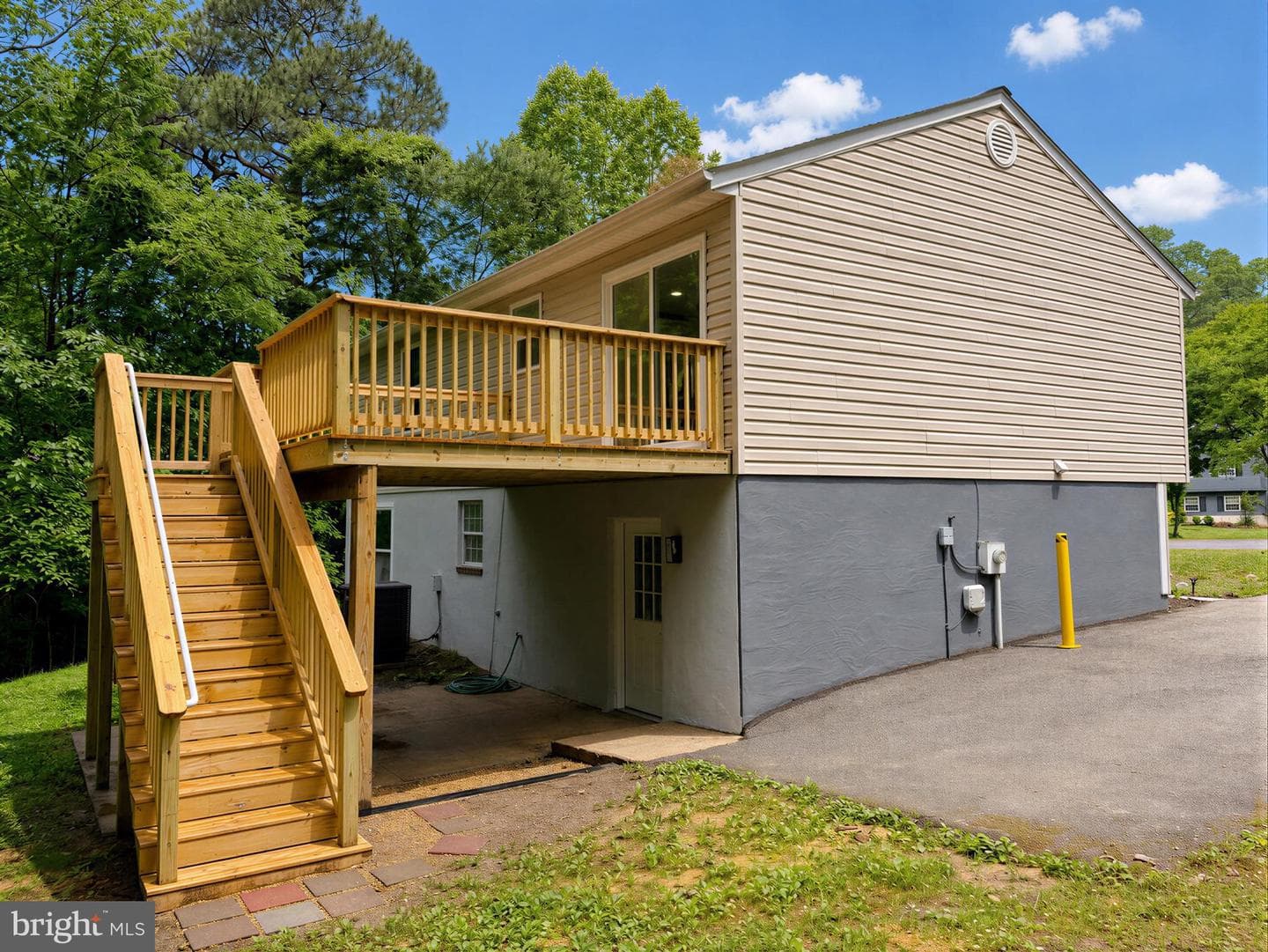 2024 Yew Court photo 42