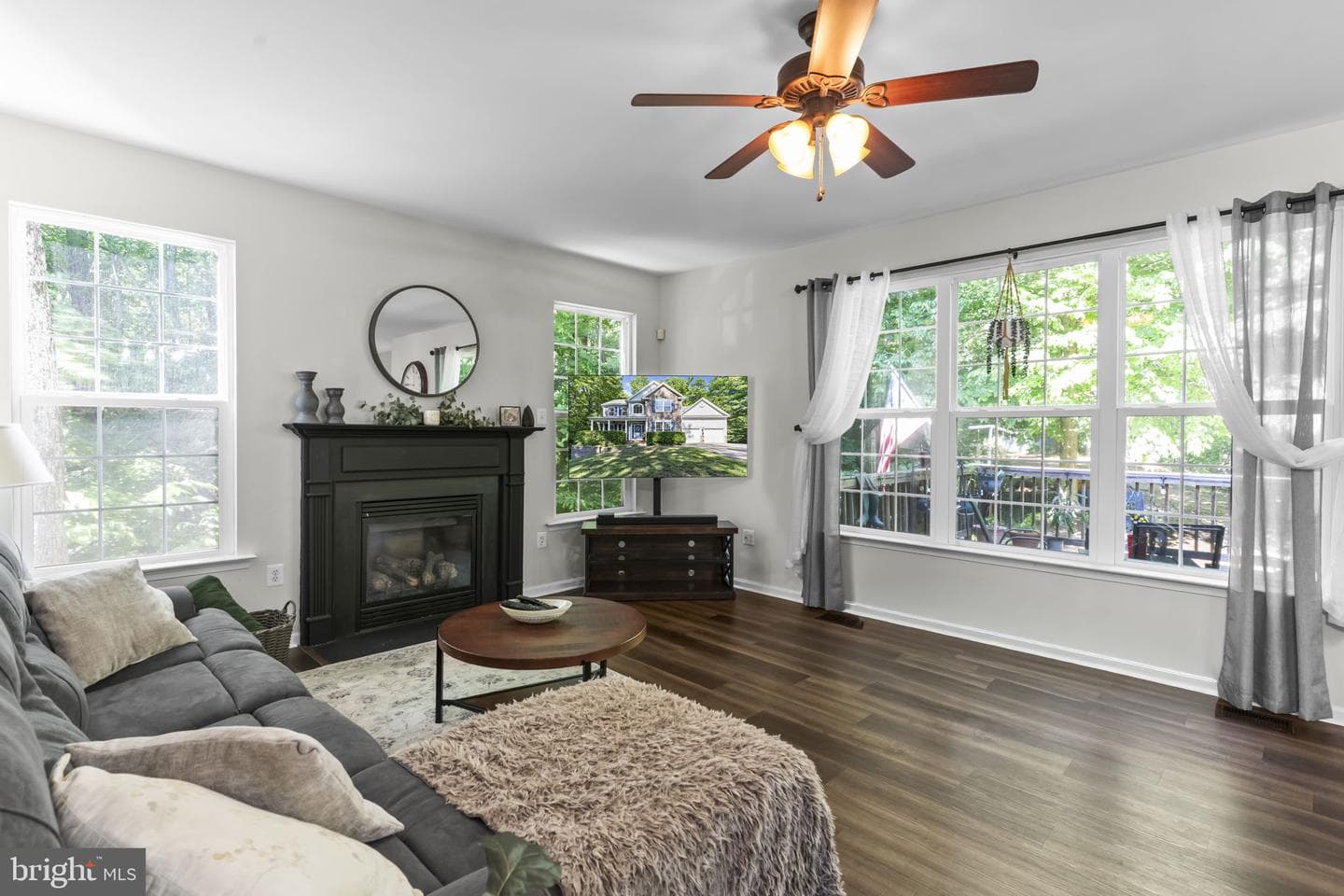 2037 Baythorne Road photo 16