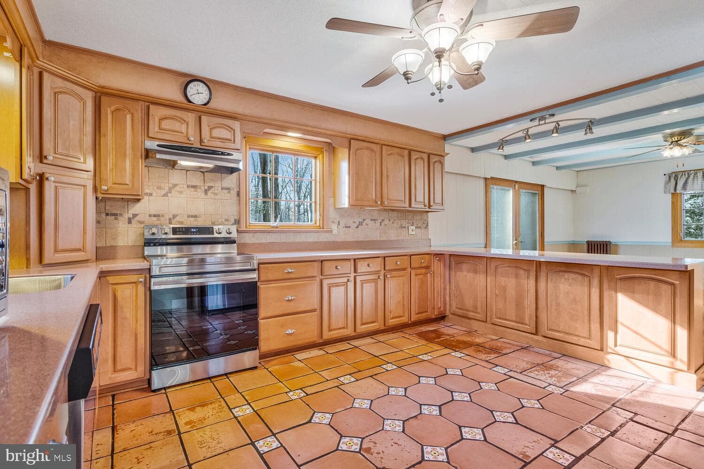 111 Autumn Court photo 14