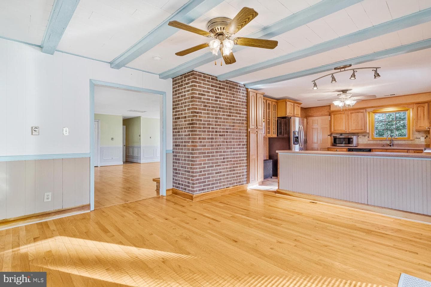 111 Autumn Court photo 17