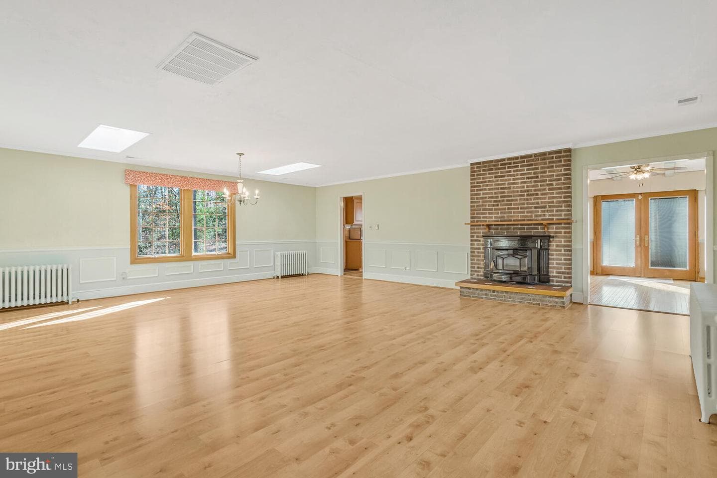 111 Autumn Court photo 7