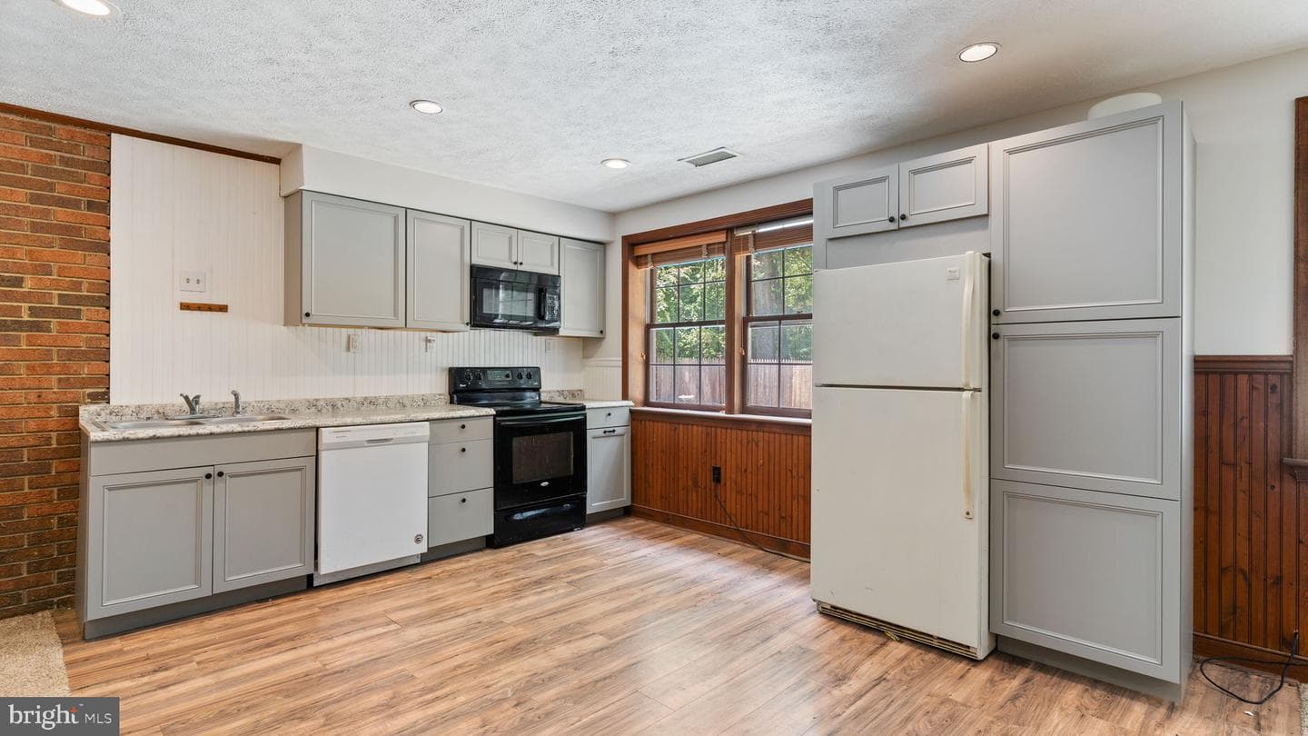 3830 Carson Court photo 41