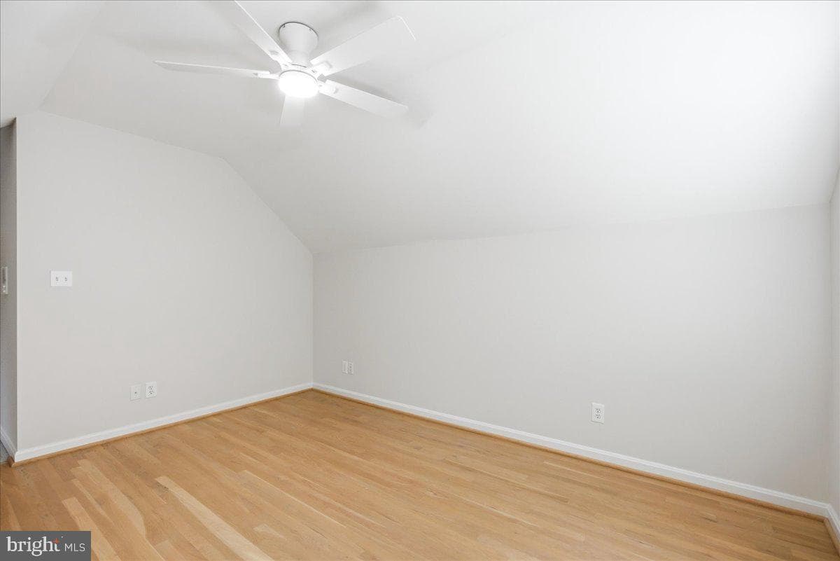 12033 Steven Lane photo 57