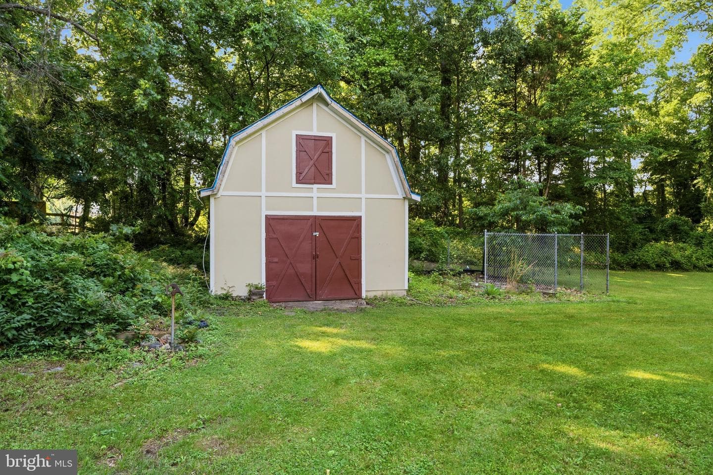 9330 Boyds Turn Road photo 15