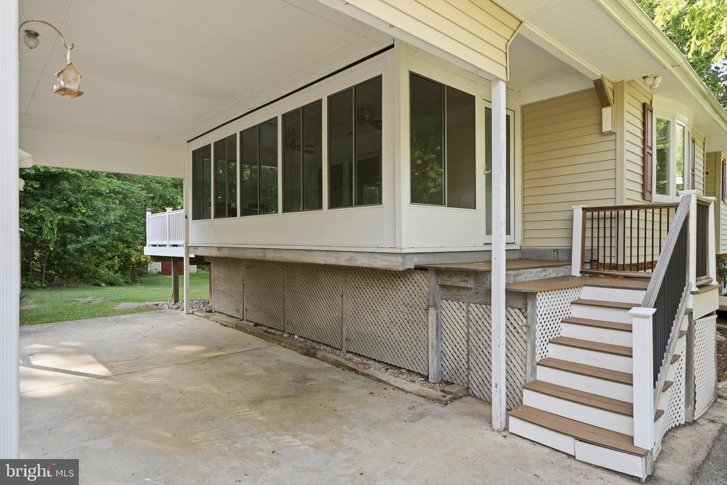 9330 Boyds Turn Road photo 7