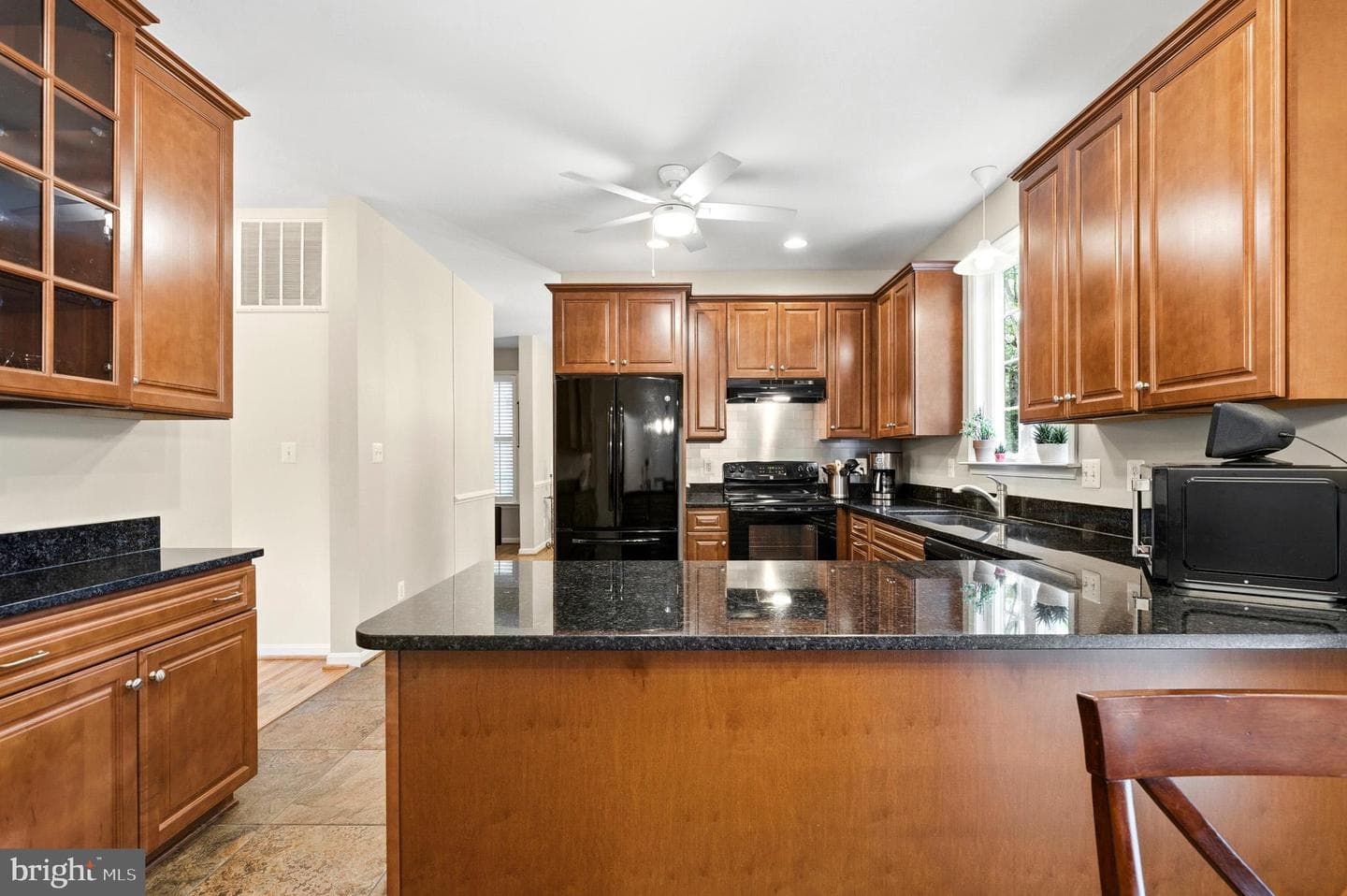 548 Windmill Drive photo 18