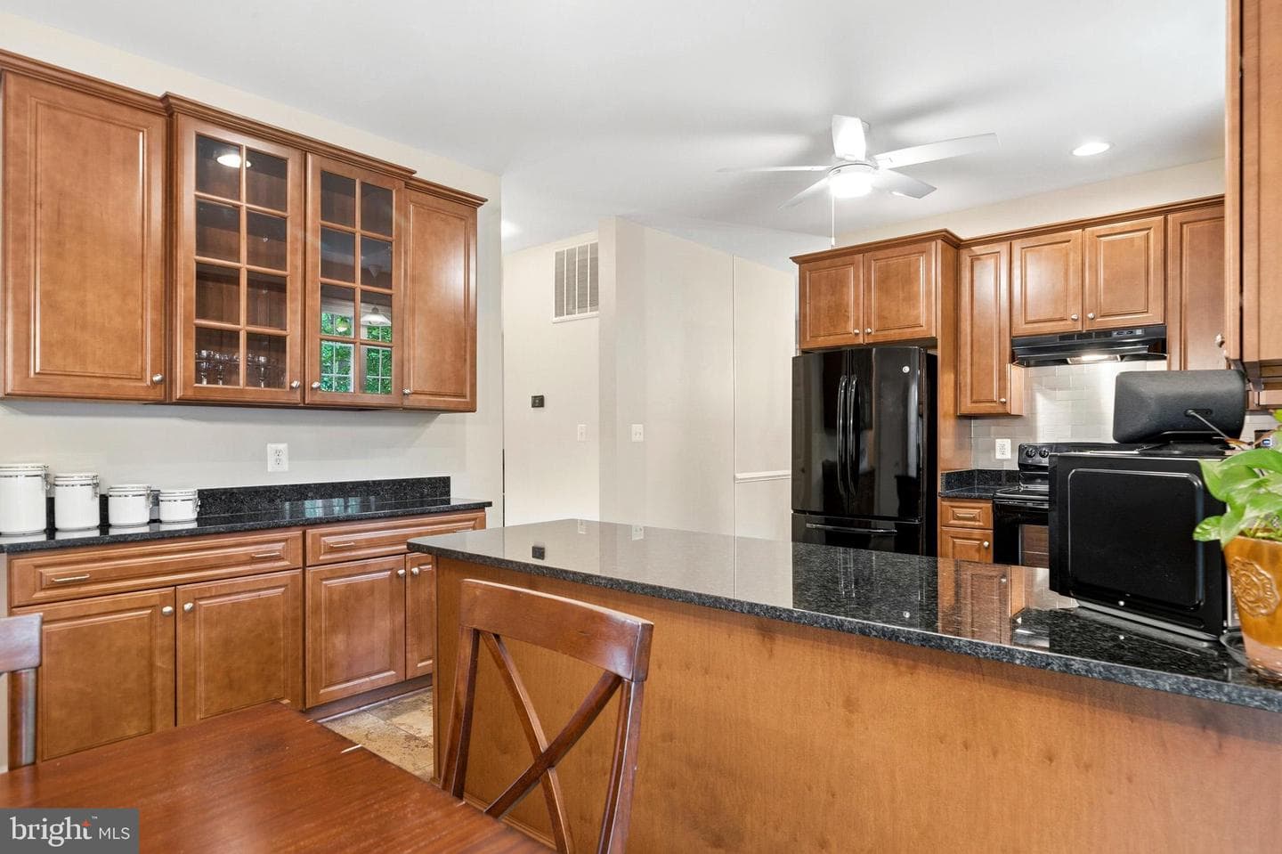 548 Windmill Drive photo 20