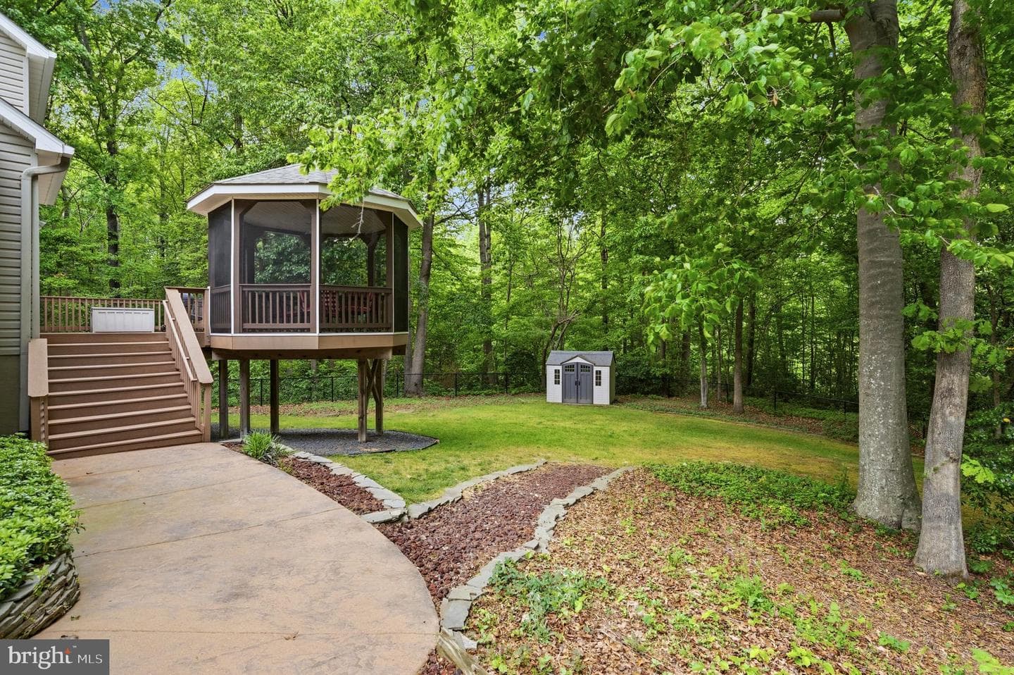 548 Windmill Drive photo 55