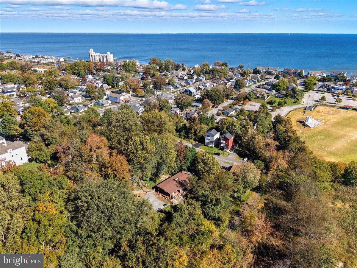 8205 F Street, Chesapeake Beach