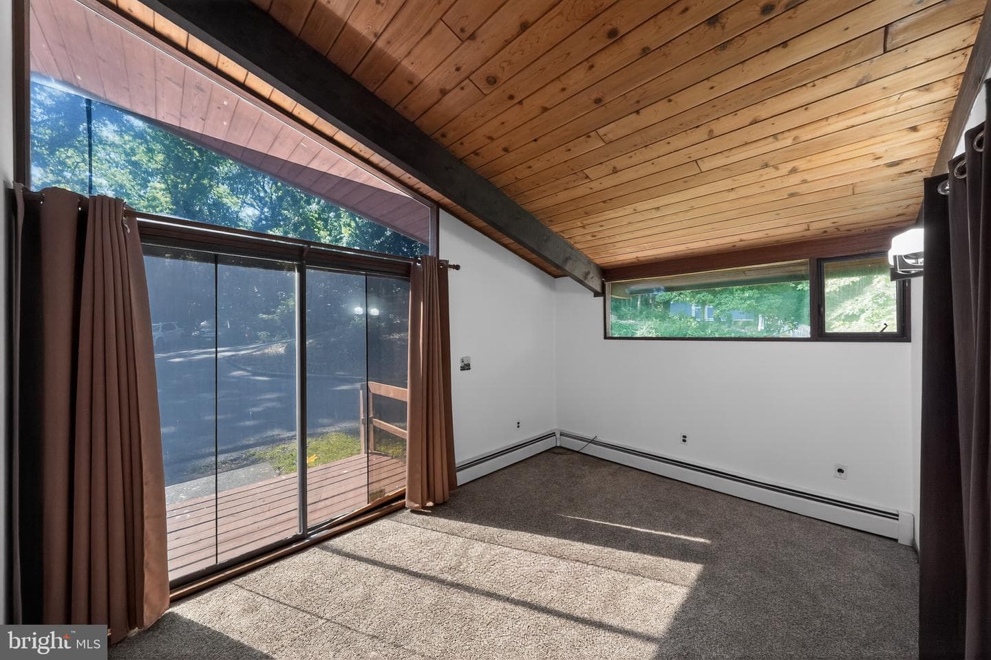 8205 F Street photo 20