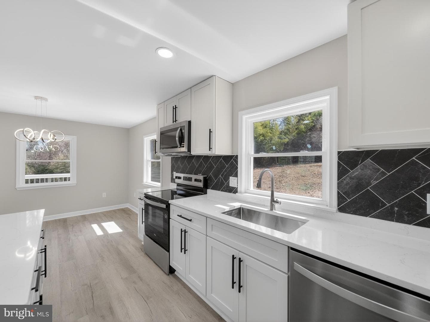 4475 Virginia Avenue photo 16