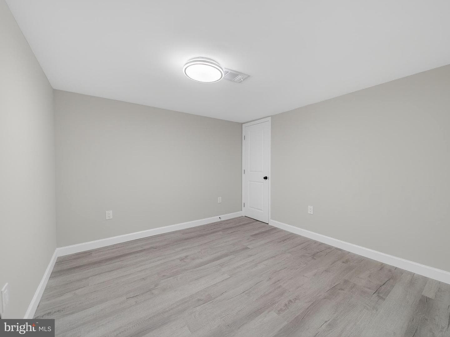 4475 Virginia Avenue photo 40