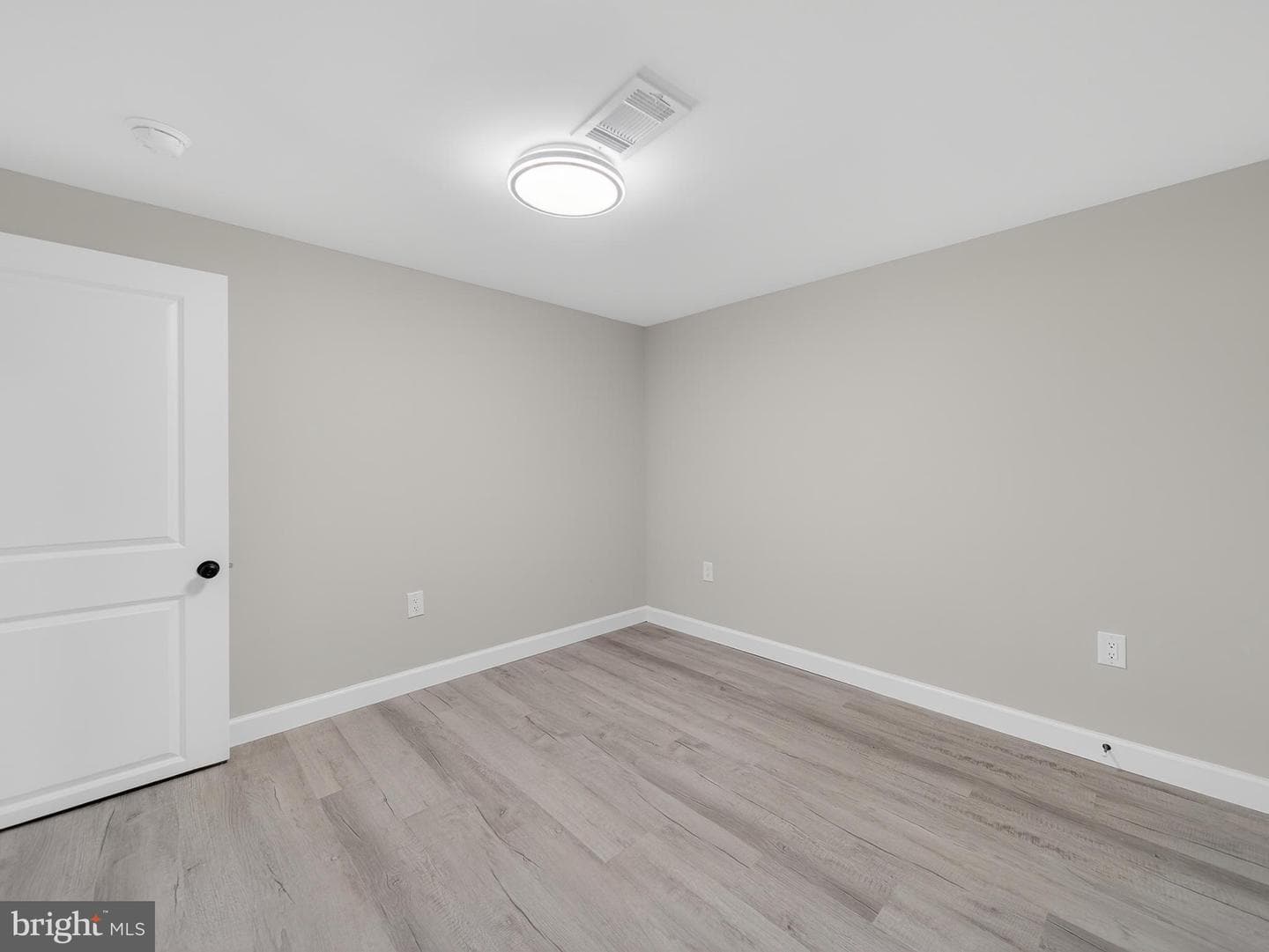 4475 Virginia Avenue photo 41