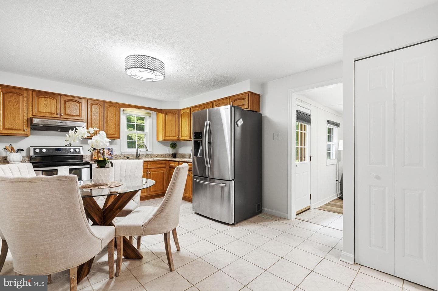 1518 Avenue E Street photo 6