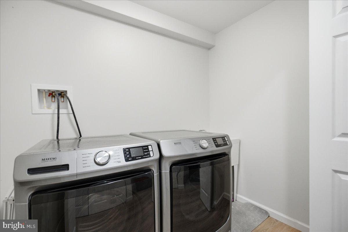 2424 Springbrook Court photo 78