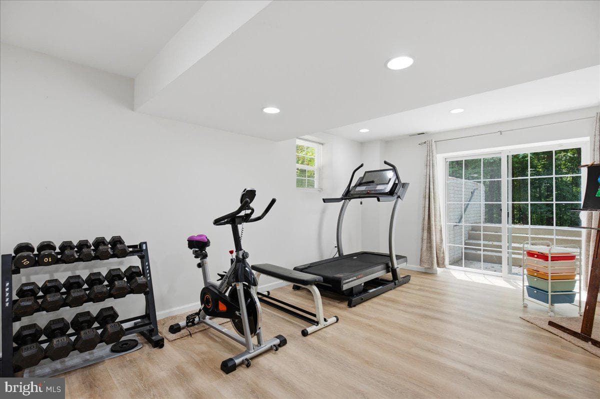 2424 Springbrook Court photo 83