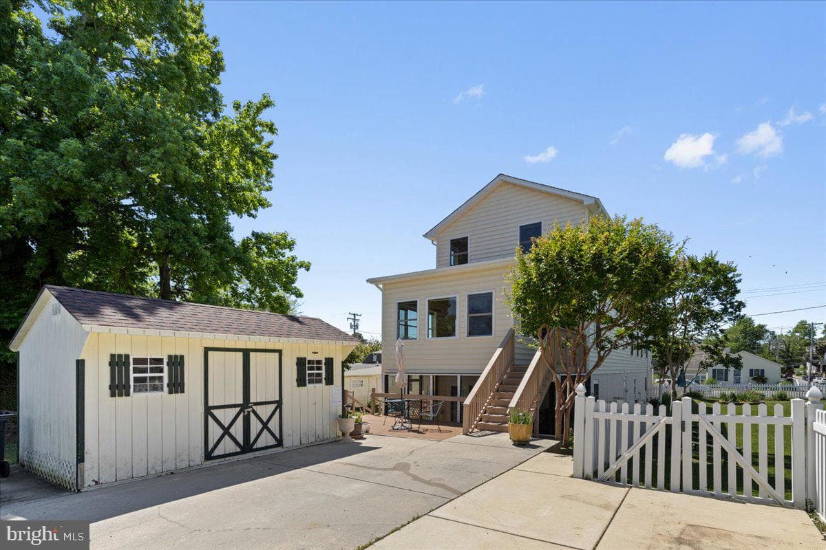 4032 5th Street photo 49
