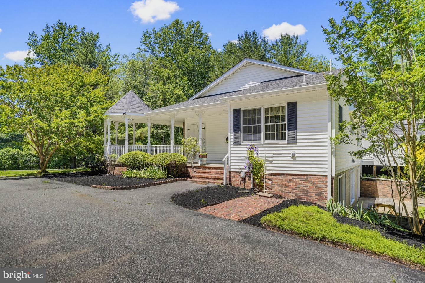 10707 Ward Road photo 12