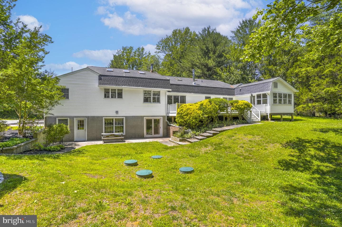 10707 Ward Road photo 39